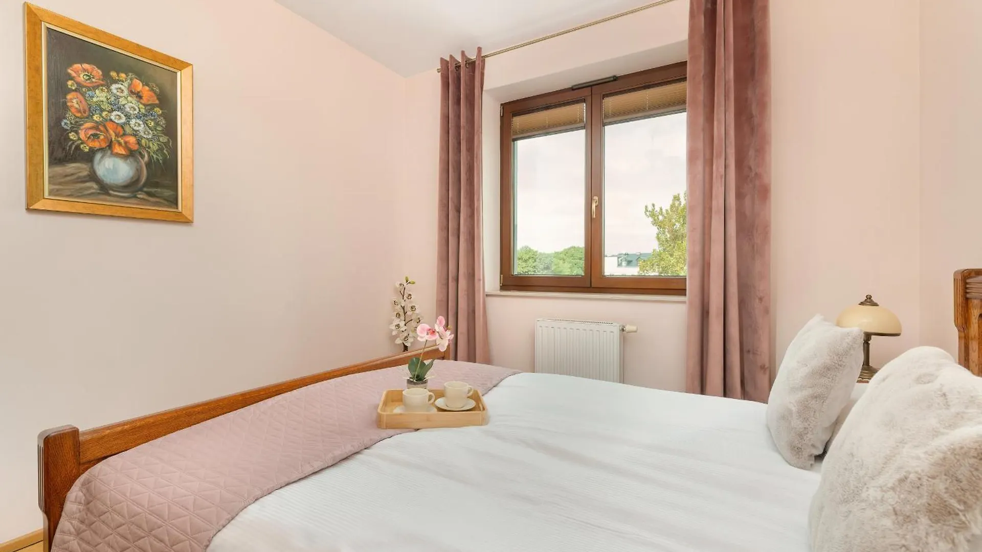 Przytulny Apartament Z Klimatyzacja I Parkingiem By Noclegi Renters Kraków 0*,